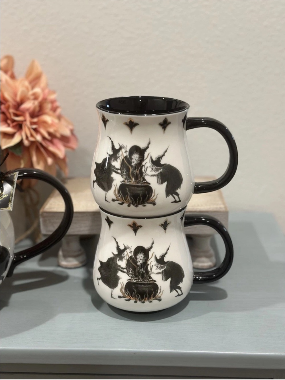 NEW Potters Studio Halloween Spooky
Teapot 3 Wicked Witches & Set of 2
Mugs - Picture 3 of 7